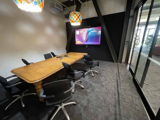 Character Office 275sqm - The Exchange Building