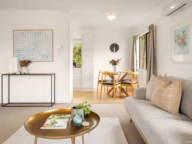 4 Forster Place, West Harbour