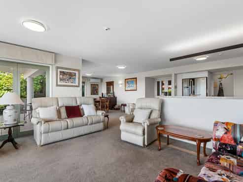 8B Hinewa Road, Otumoetai