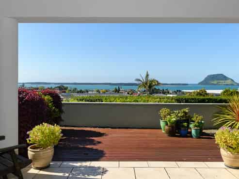 8B Hinewa Road, Otumoetai