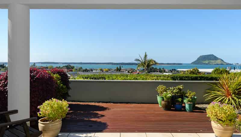 8B Hinewa Road, Otumoetai