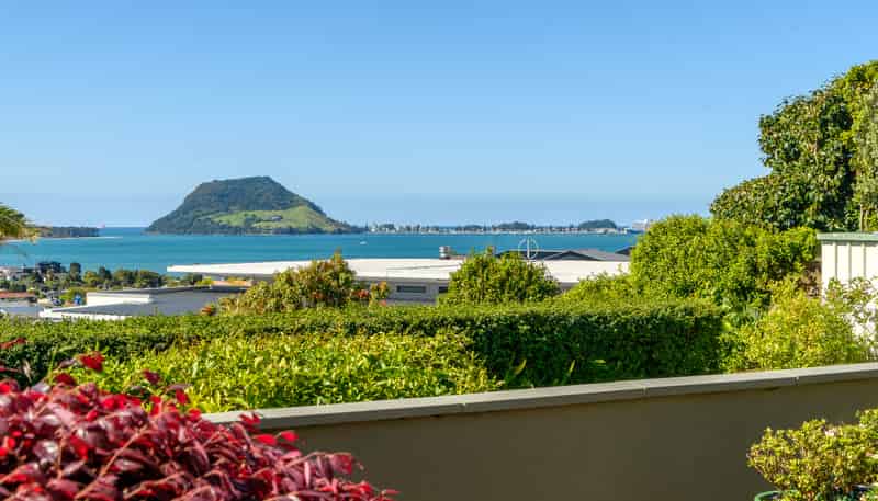 8B Hinewa Road, Otumoetai