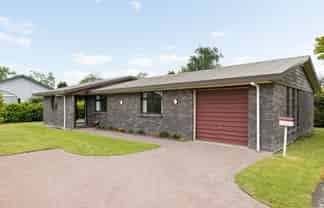 21 Bains Avenue, Hamilton East