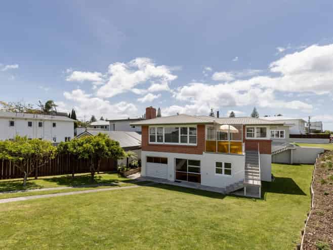 93 Oceanview Road, Mount Maunganui