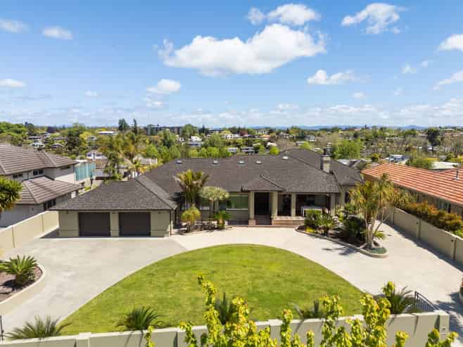 27 Dalethorpe Avenue, Fairfield