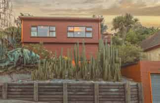 13 Hawkhurst Road, Lyttelton