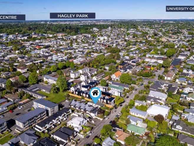 134 Holly Road, Saint Albans