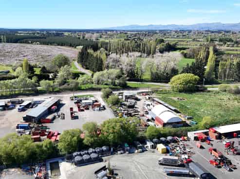 Large industrial yard – flexible options available