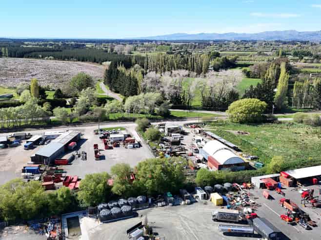 Large industrial yard – flexible options available