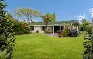 16 Marlowe Drive, Cambridge