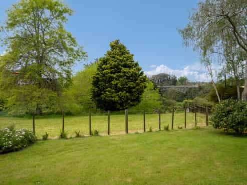 16 Marlowe Drive, Cambridge