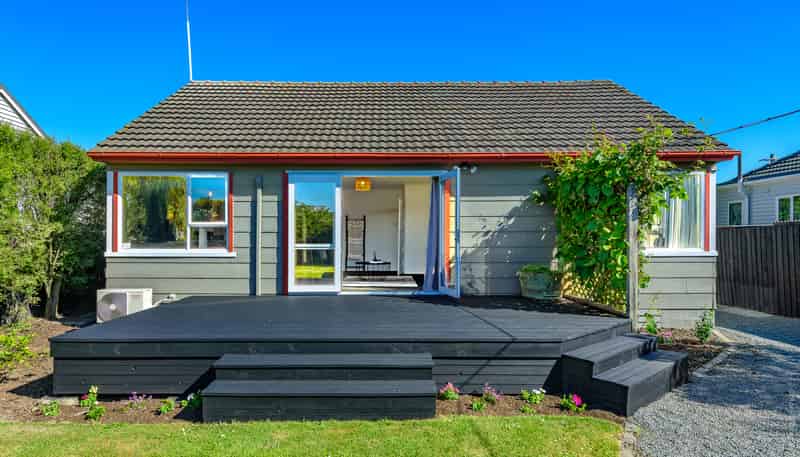 27A Achilles Street, Burwood