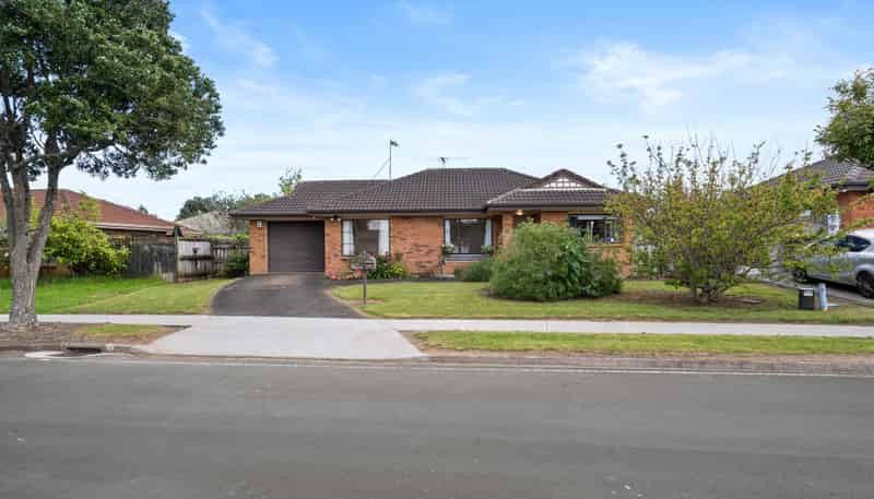 21 Sandwick Drive, Weymouth