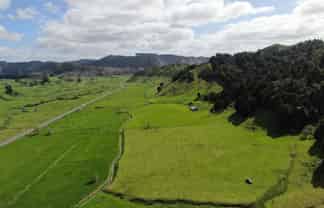 2858 State Highway 30, Benneydale