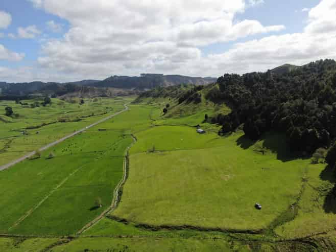 2858 State Highway 30, Benneydale