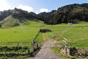 2858 State Highway 30, Benneydale