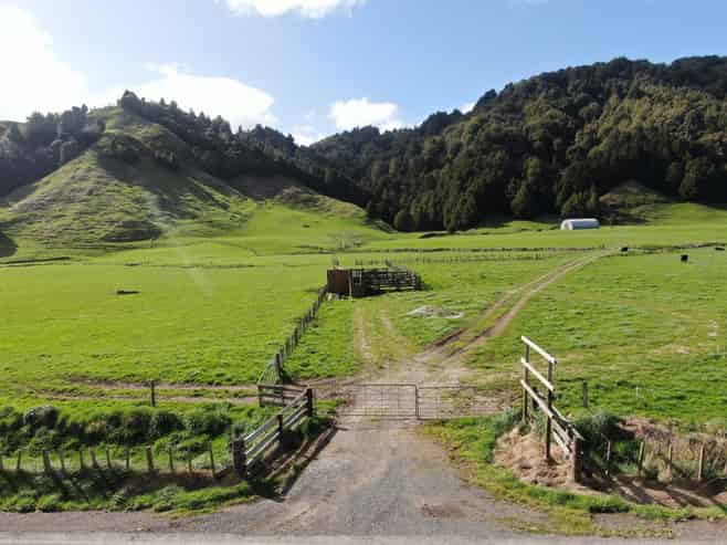 2858 State Highway 30, Benneydale