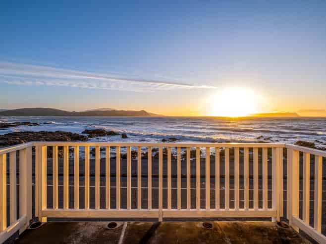 17 Moana Road, Plimmerton