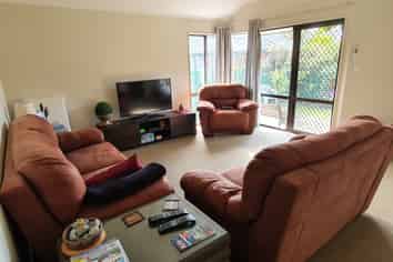 9 Pettit Place, The Wood