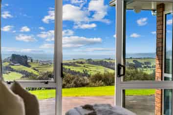 17 Wairimu Way, Waipu