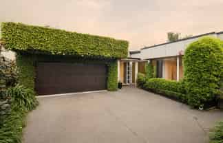 15 Azure Place, Huntington