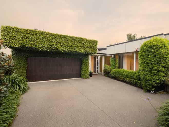 15 Azure Place, Huntington