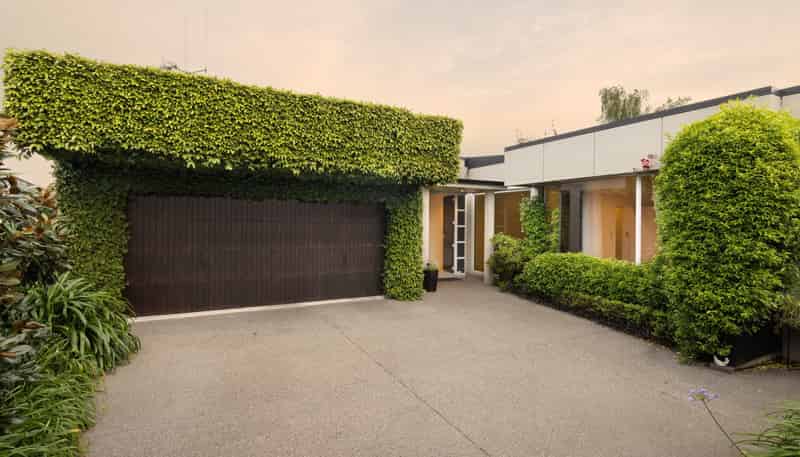 15 Azure Place, Huntington