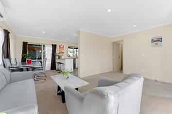 5 Midvale Place, Burswood