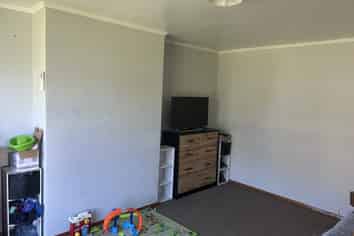 11 Hamilton Street, Pahiatua