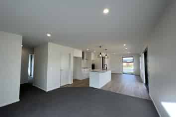 16 Verstappen Drive, Rolleston