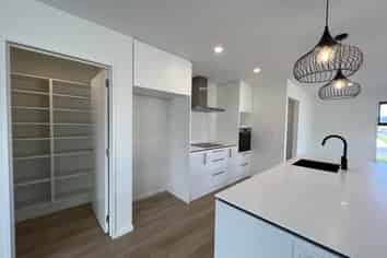 16 Verstappen Drive, Rolleston