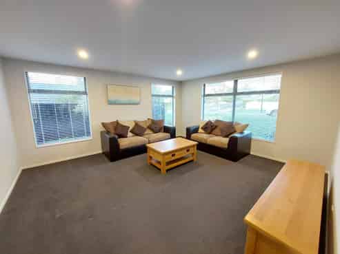 74 Madison Terrace, Silverdale