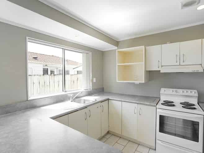 27 Oratu Place, Manurewa