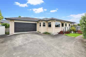 18A Doment Crescent, Orewa