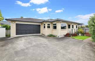 18A Doment Crescent, Orewa