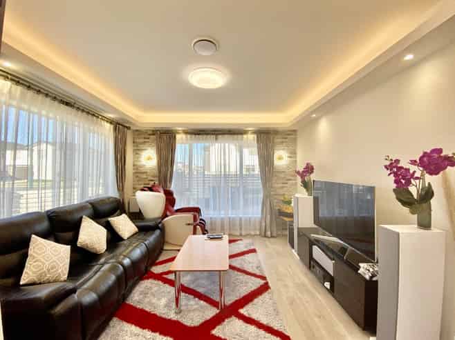 28 Horsefield Drive, Flat Bush