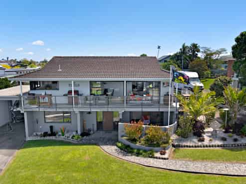 22 Te Pene Road, Maraetai