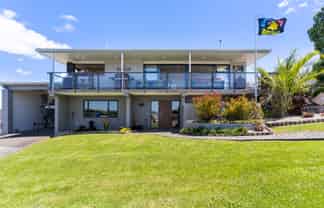 22 Te Pene Road, Maraetai