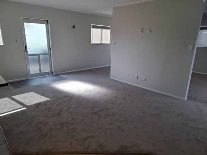 69 Maplesden Drive, Clendon Park