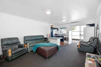 3/15 Meehan Street, Islington