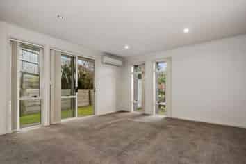 71 Fairfax Crescent  , Pyes Pa