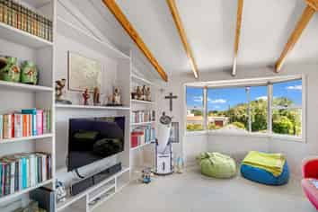 14 Manga-Pirau Street, Waikawa Beach