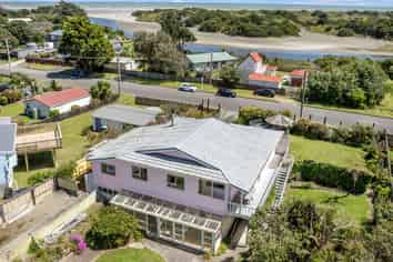 14 Manga-Pirau Street, Waikawa Beach