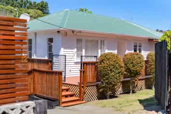 12 Glenside Road, Glenside