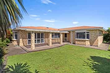 23 Bullock Drive, Springvale