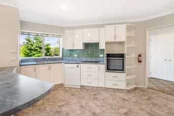 23 Bullock Drive, Springvale