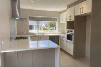 18 Matata Drive, Takanini