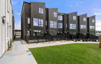 33/17 Rocky Road, Rototuna