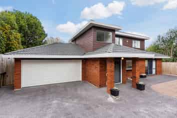 Auckland - Address withheld