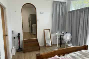 Auckland - Address withheld